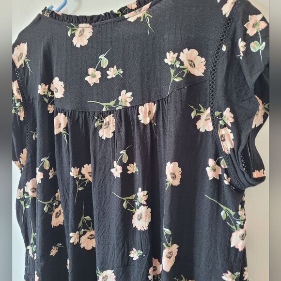 NEW Buffalo David Bitton Floral Jacquard Blouse Cottage Summer Black Pink XL - Picture 8 of 9